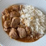Krämig korv stroganoff med svampsmak