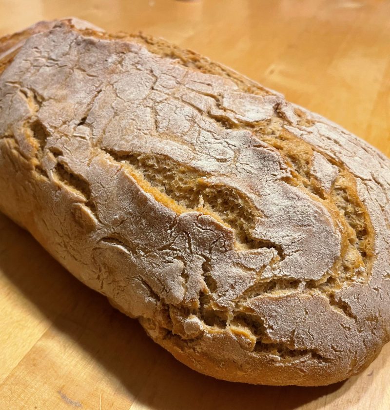Levainbröd i gjutjärnsform – Rustikt vårvetemjöl – Homecooking