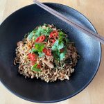 Sesamdippsås till dumplings och vårrullar